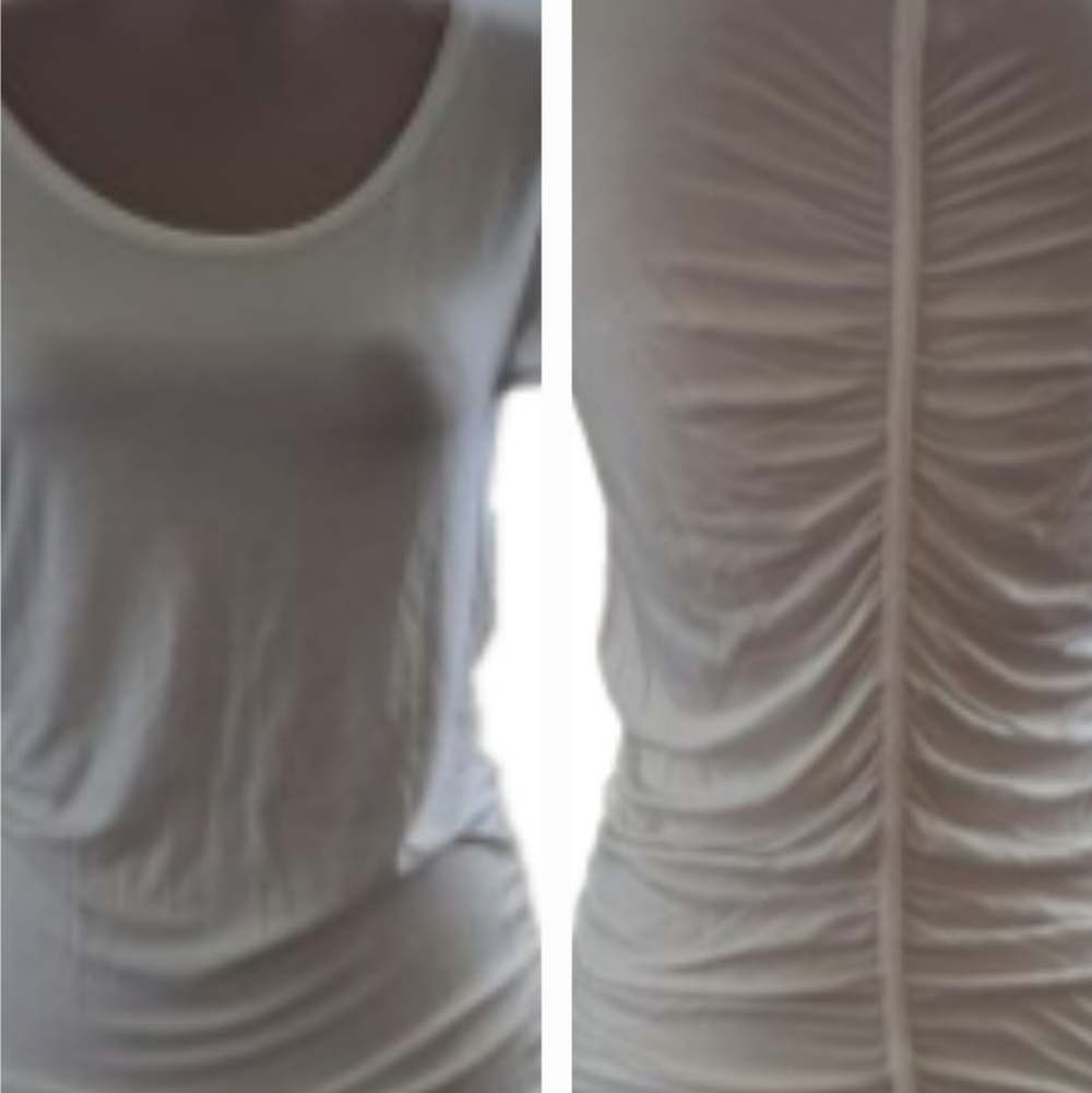 Design History White Short Sleeve Top Size M Back & Side Ruching Soft Feminine